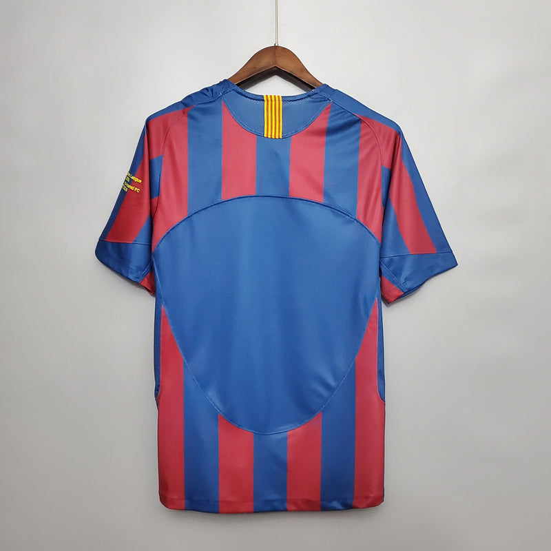 CAMISOLA BARCELONA I 2006 UEFA homem (RETRO)